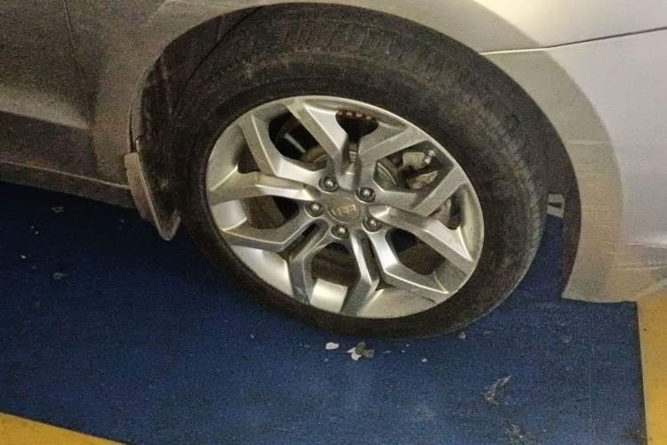 Used Geely Auto Emgrand GT 2015 1.8T Premium Model
