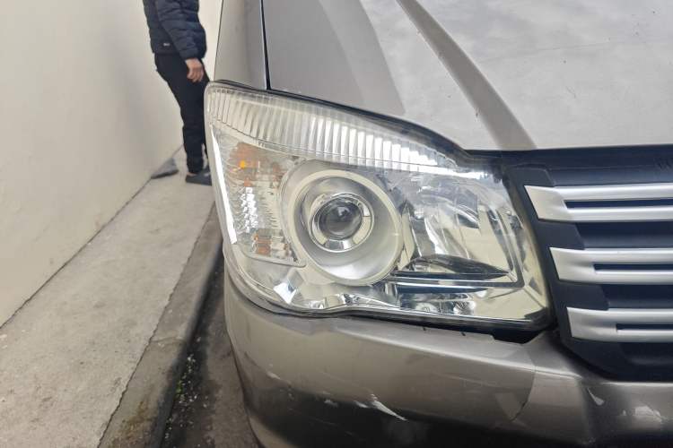 Used FORTHING Lingzhi 2017 V3 1.5L 5-Seater Special Offer Model