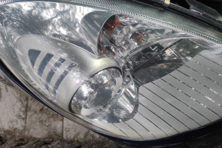 Used Mercedes-Benz SLK-Class 2004 SLK 200K Right Front Headlight
