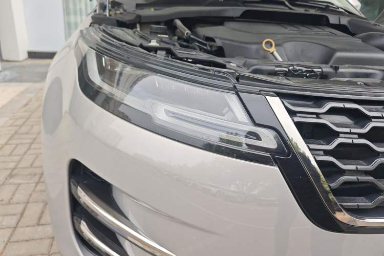Used Land Rover Range Evoque 2021 Range Rover L 249 PS R-Dynamic SE Luxury Edition Right Front Headlight