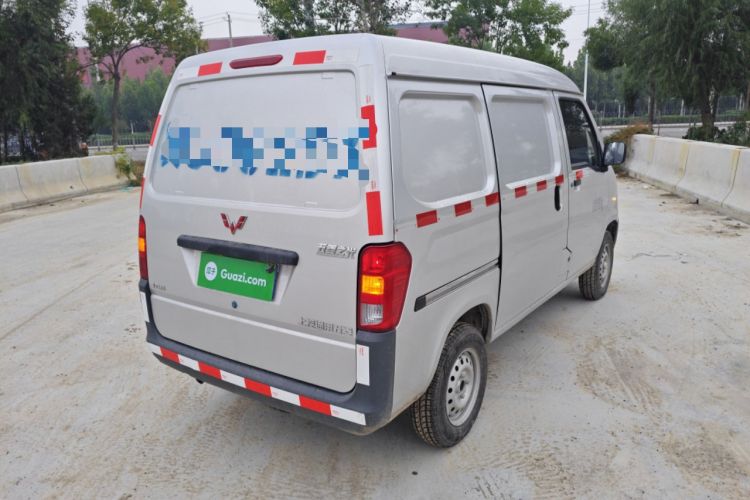 Used Wuling Zhiguang 2023 1.5L Utility Version with Enclosed Windows 2 Seats