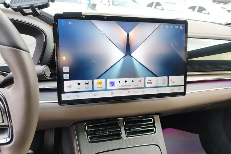 Used BYD Han 2024 DM-i Glory Edition 121KM Premium Model