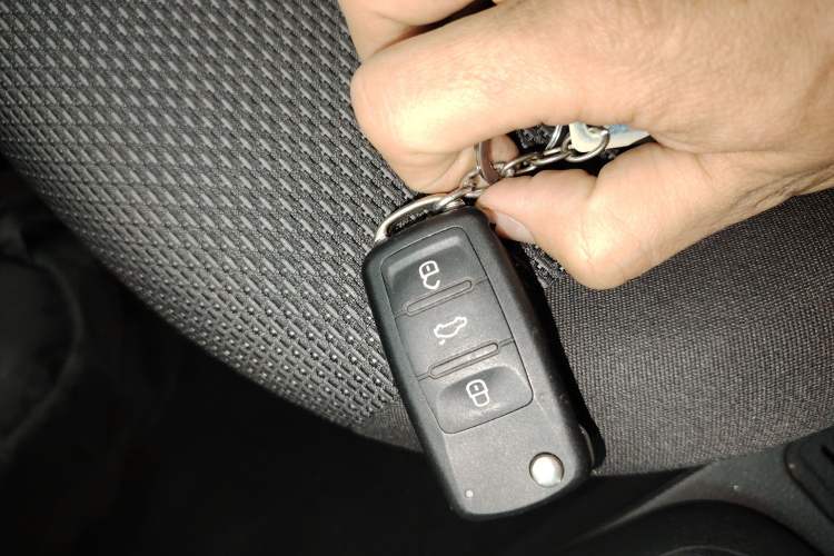 Used Volkswagen Bora 2017 1.6L Automatic Fashion Model