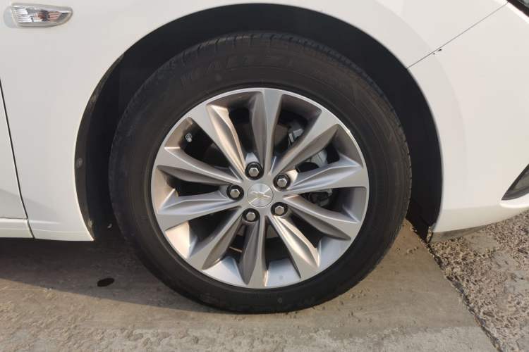 Used Chevrolet Monza 2022 320 Automatic Enjoyment Sunroof Version