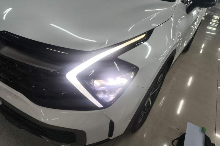 Used Kia Sportage (Chinese Domestic Model) 2023 2.0L HEV Two-Wheel Drive Prestige Edition
