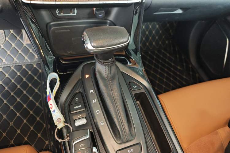 Used GAC Trumpchi GS4 2020 270T Automatic Supreme Edition Gear Lever