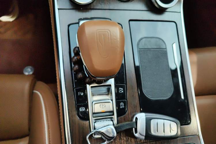 Used Hongqi H9 2020 2.0T Smart Connect Flagship Edition
