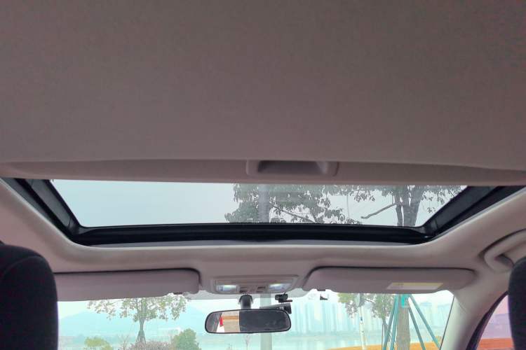 Used Honda Civic 2019 220TURBO CVT Dynamic Edition China VI Headliner