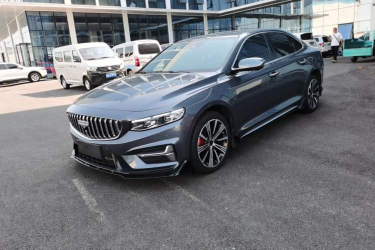 Geely Auto Preface 2025 Dongfang Yao 1.5TD Kunlun Edition с пробегом