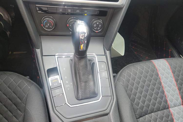 Used Volkswagen Lamando 2019 230TSI DSG Vision Edition China VI Standard