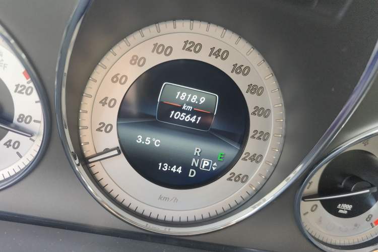 Used Mercedes-Benz GLK-Class 2015 GLK 300 4MATIC Fashion Edition Ultimate Version
