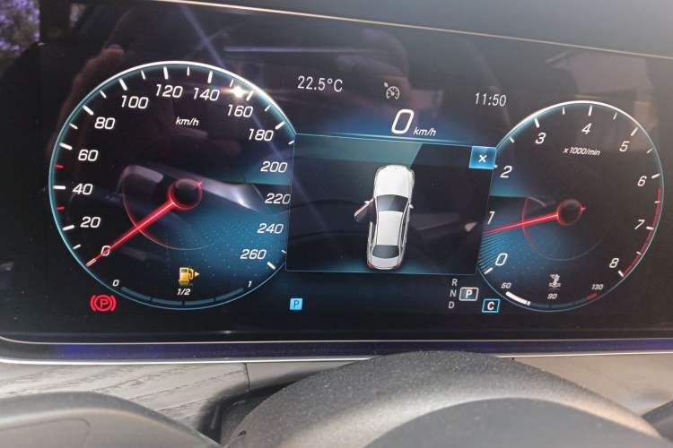 Used Mercedes-Benz E-Class 2022 Second Facelift E 300 L Sport Luxury Edition
