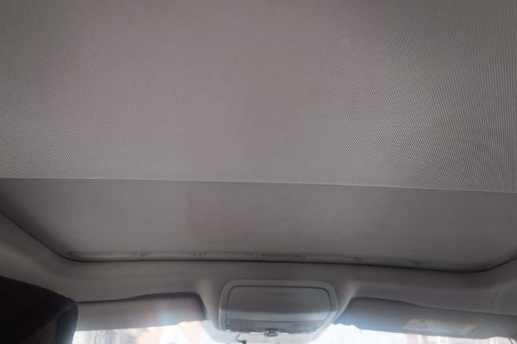 Used Volkswagen Sagitar 2017 1.6L Manual Comfort Model Headliner