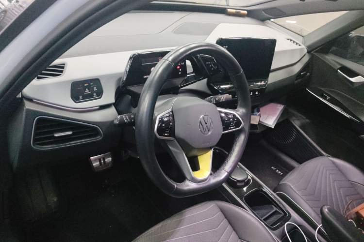 Used Volkswagen ID.3 2021 Pure Edition Center Console