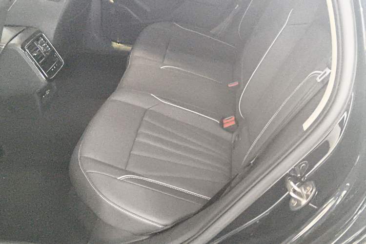 Used Volkswagen Passat 2024 380TSI Starry Dragon Edition
