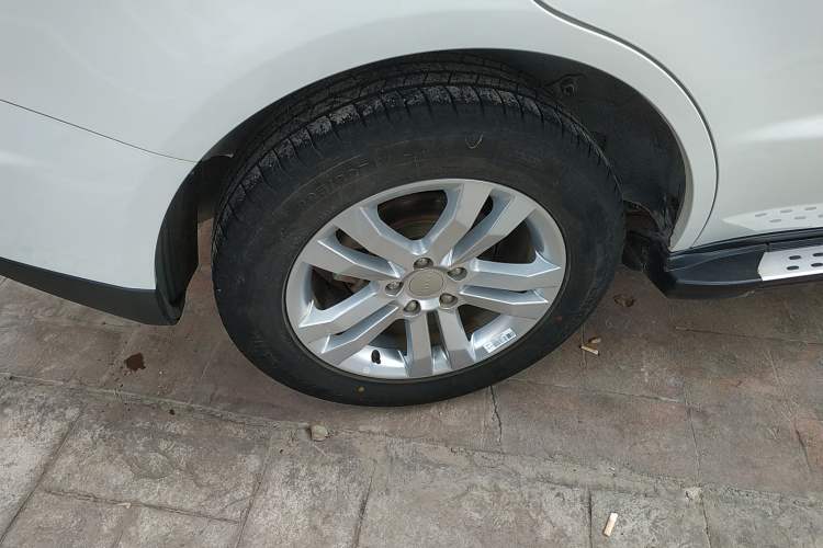 Used Geely Auto GX7 2015 Classic Edition 1.8L Manual Urban Model China IV
