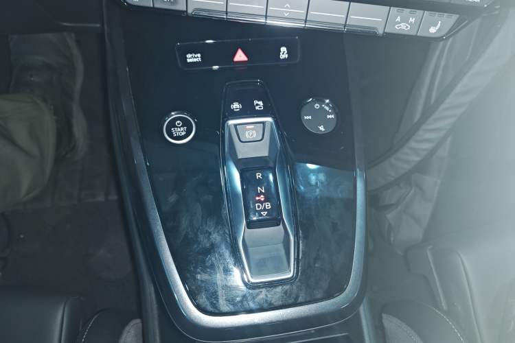 Used Audi Q4 e-tron 2024 50 e-tron quattro Creation Edition Midnight
