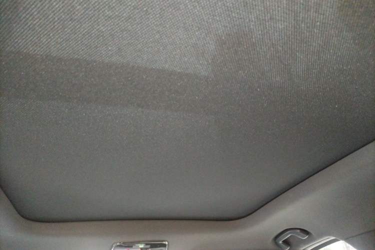 Used Nio ES8 2022 75 kWh Six-Seater Version Headliner