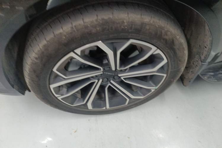 Used Lynk & Co 09 2024 2.0T Four-Wheel Drive Sport Edition Five Seats
