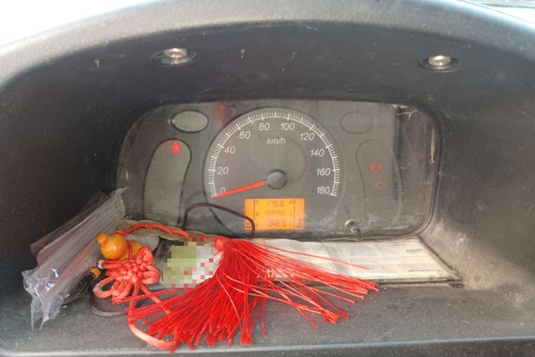 Used Wuling Zhiguang 2020 1.2L Van Utility Model China VI Emission Standard 2 Seats LSI