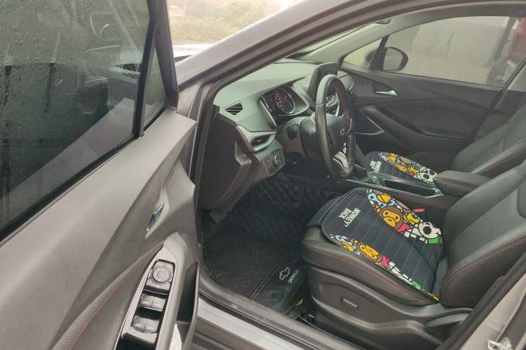 Used Chevrolet Orlando 2020 Light Hybrid Redline 530T Automatic Enjoyment Edition (5+2 Models)