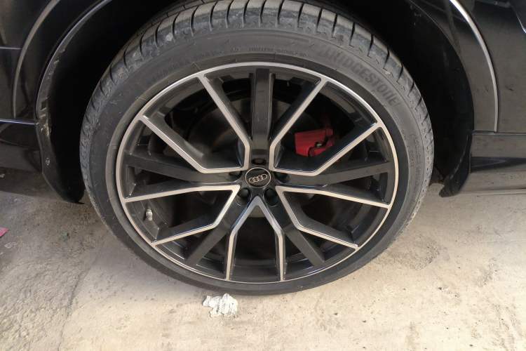 Used Audi Q7 2025 55 TFSI quattro S line Black Warrior Edition
