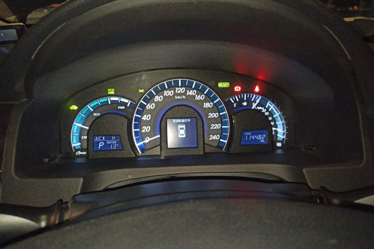 Used Toyota Camry 2012 Luxurious Edition 2.5HG Zunrui