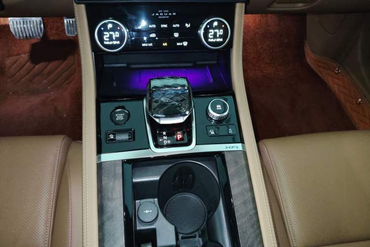 Used Jaguar XFL 2024 2.0T P250 Two-Wheel Drive Prestige Luxury Edition