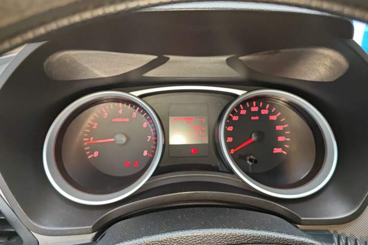 Used Wuling Hongguang 2019 1.5L S Standard Version China VI LAR Instrument Cluster