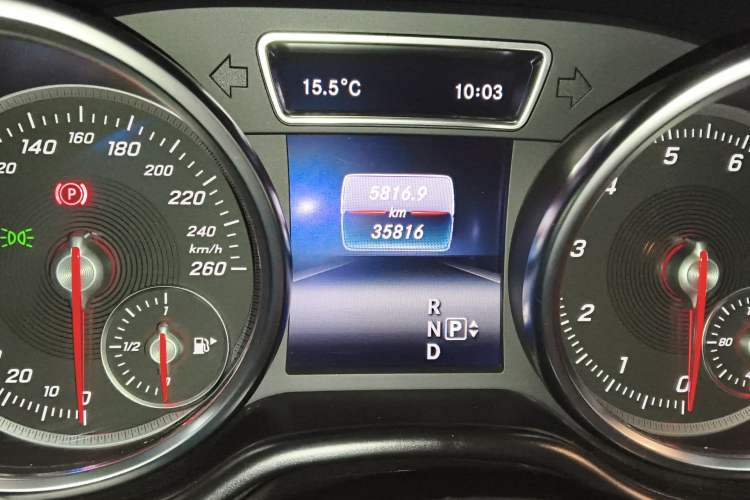 Used BAIC Off-Road BJ90 2021 4.0T Prestige Edition Odometer Close Up