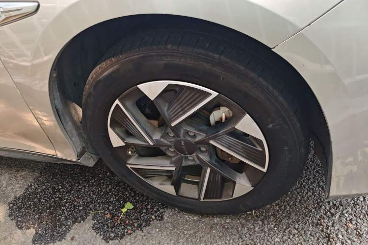 Used AION S Plus 2022 70 Enjoy Edition Right Front Wheel Hub