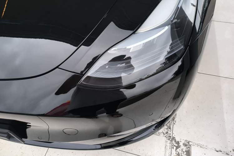 Used Tesla Model Y 2023 Long-Range All-Wheel-Drive Version