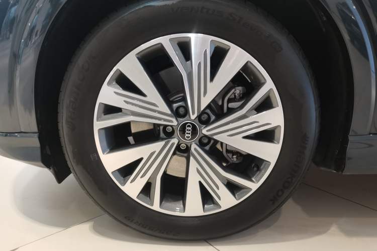 Used Audi Q4 e-tron 2024 40 e-tron Adventure Edition