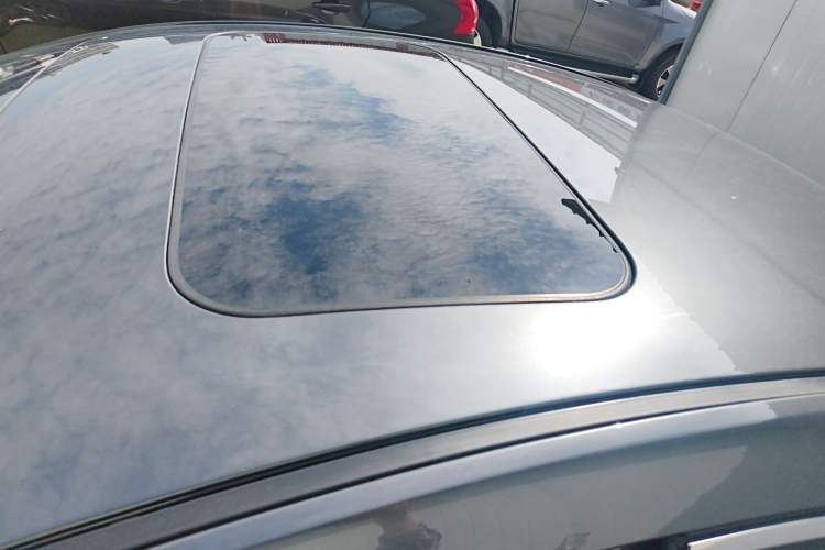 Used Mazda 3 Axela 2021 2.0L Automatic ZhiXuan Edition Roof