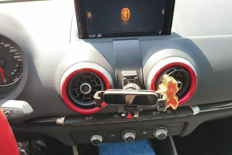 Used Audi A3 2018 30th Anniversary Edition Limousine 35 TFSI Fashion Model Audio And AC Panel