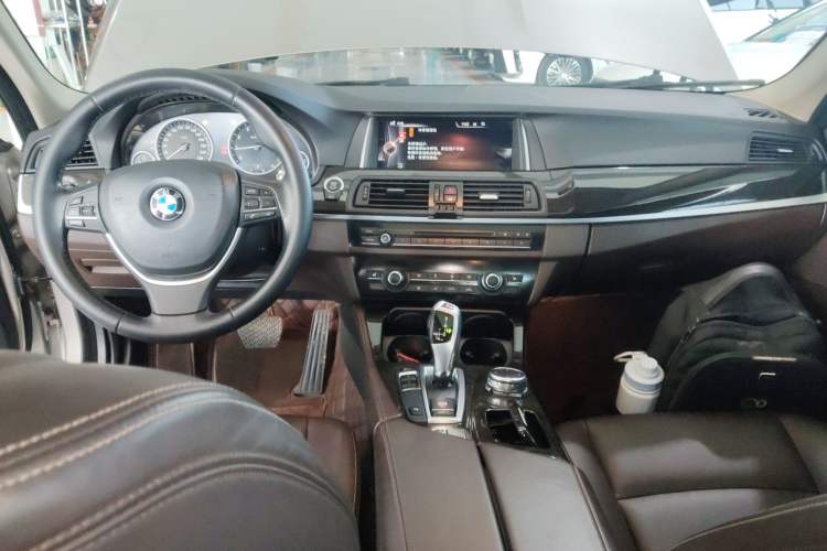 Used BMW 5 Series 2017 525Li Luxury Design Package