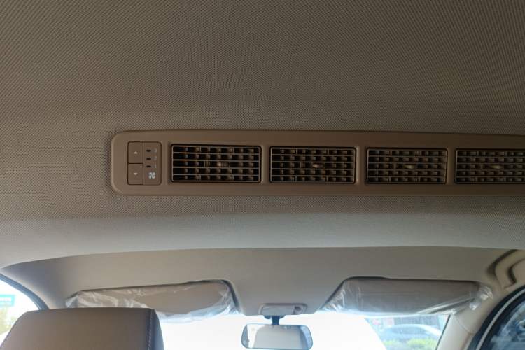 Used Wuling Hongguang 2021 1.5L Facelifted S Comfort Version with Electric Power Steering LAR Headliner