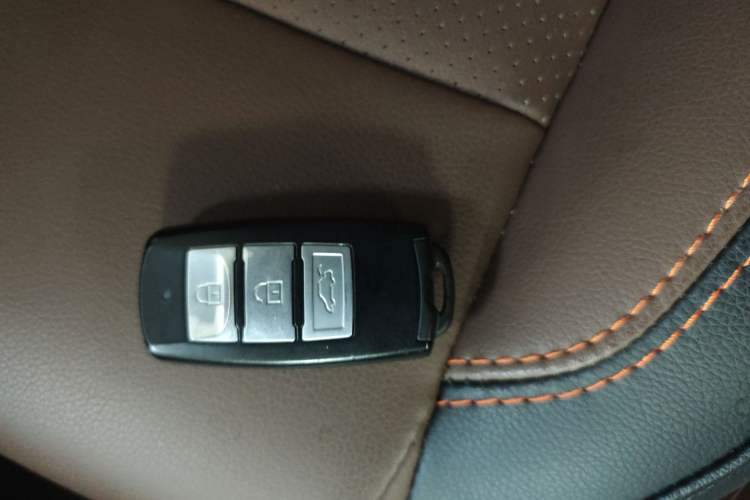 Used FORTHING Joyear X5 2016 1.6L CVT Deluxe Model