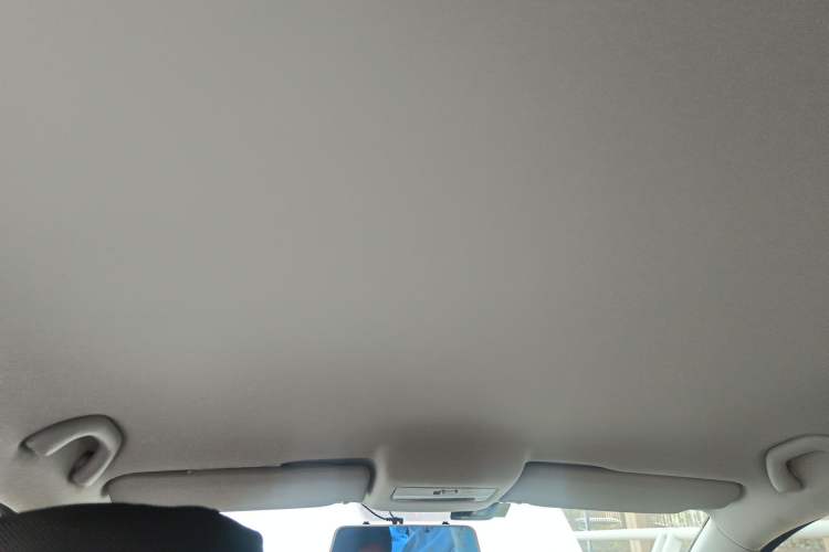 Used Volkswagen Polo 2011 1.4L Manual ZhiLe Edition Headliner