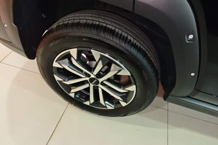 Used Haval H Dog 2023 1.5T Two-Wheel Drive Chao Ye Version Plus Right Rear Wheel Hub