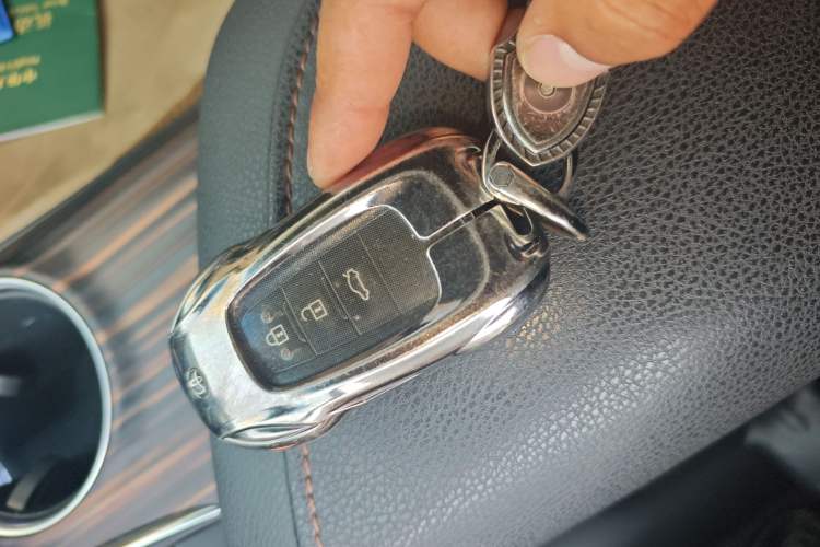 Used Toyota Camry 2018 2.0G Luxury Edition