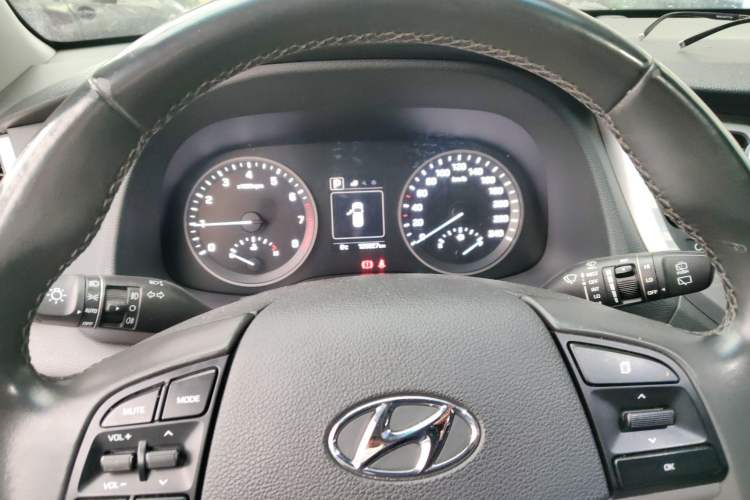 Used Hyundai Tucson 2015 1.6T Dual-Clutch Two-Wheel-Drive Leading Model