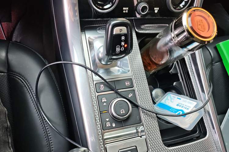 Used Land Rover Range Sport 2018 3.0 SC V6 HSE DYNAMIC Gear Lever