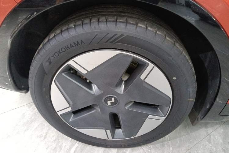 Used ONVO L60 2024 60 kWh Rear-Drive Version
