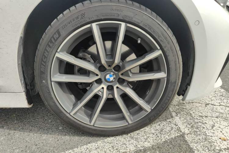 Used BMW 3 Series 2021 Restyled 325Li M Sport Package
