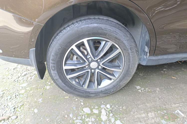 Used Geely Auto Vision X6 2018 1.4T CVT 4G Connected Flagship Edition