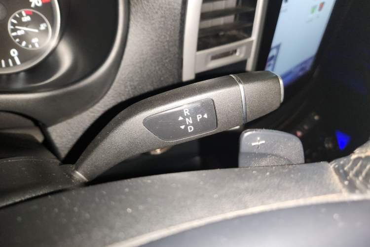 Used Mercedes-Benz Vito 2016 2.0T Business Edition
