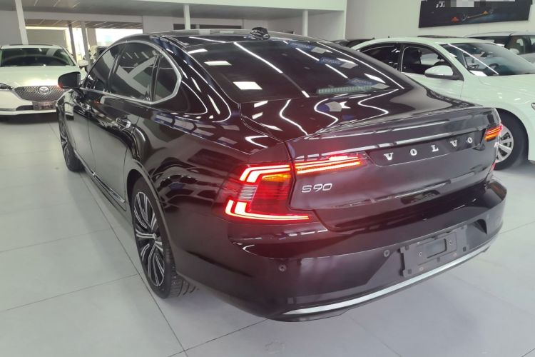 Used Volvo S90 2022 B5 Zhiyuan Luxury Edition