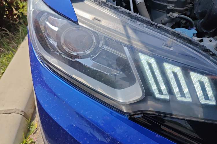 Used Honda Fit 2018 1.5L CVT Comfort Sunroof Version