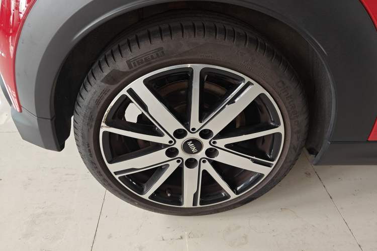 Used MINI 2022 2.0T COOPER S Classic Edition Right Rear Wheel Hub